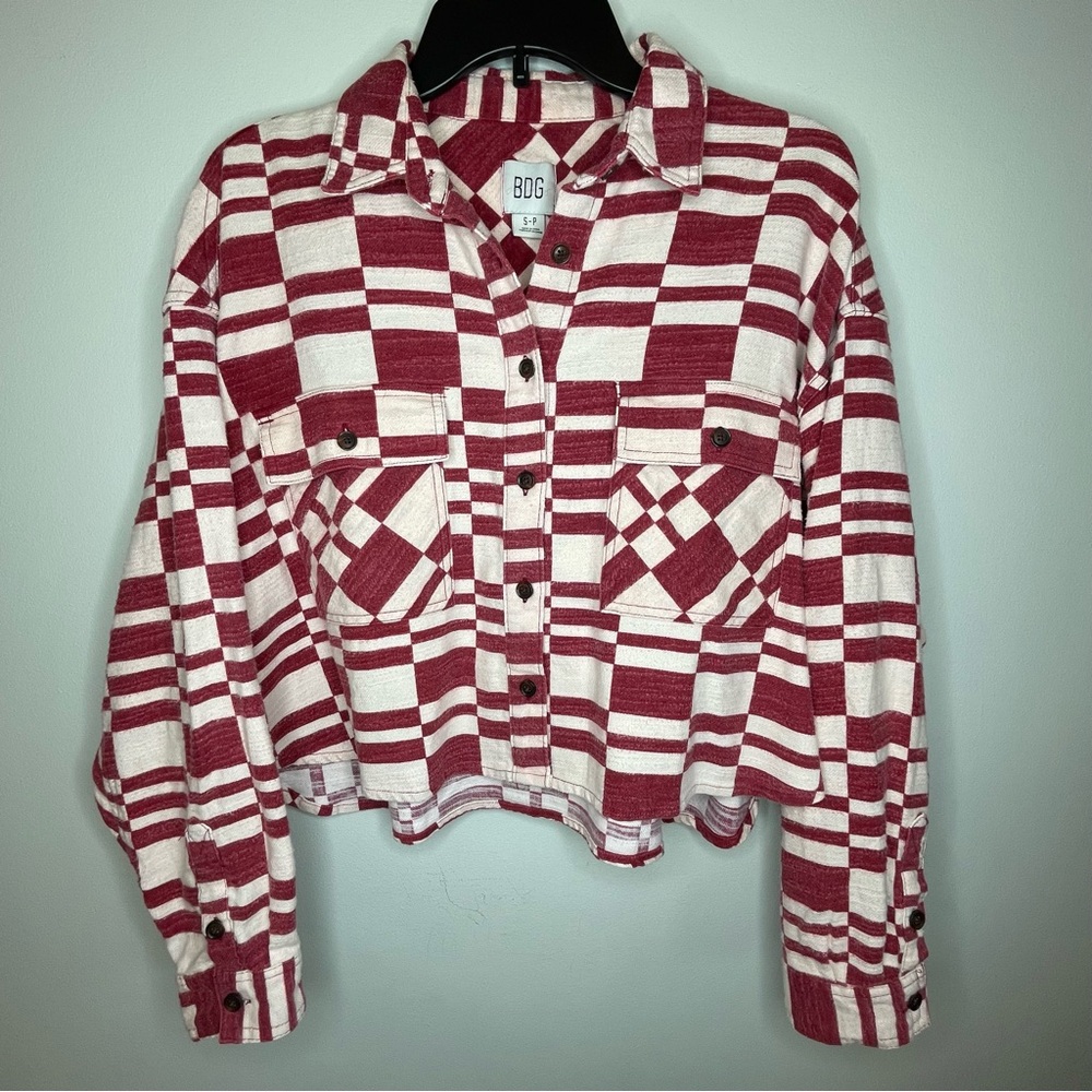 Urban Outfitters BDG Red White Checkered Caleb Crop Flannel Button Down Shirt - Picture 5 of 8